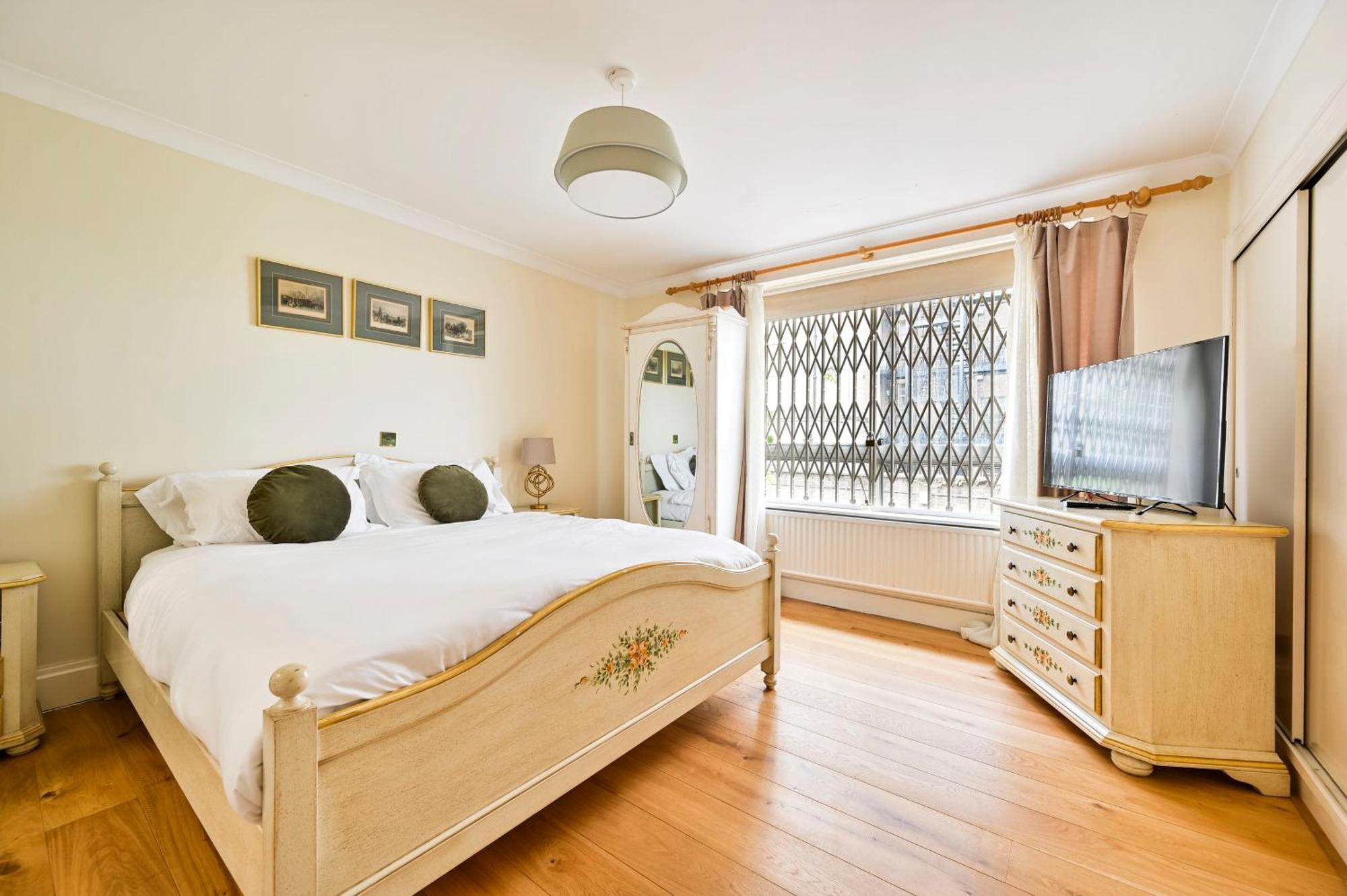 Bloomrooms@knightsbridge/hydepark * London