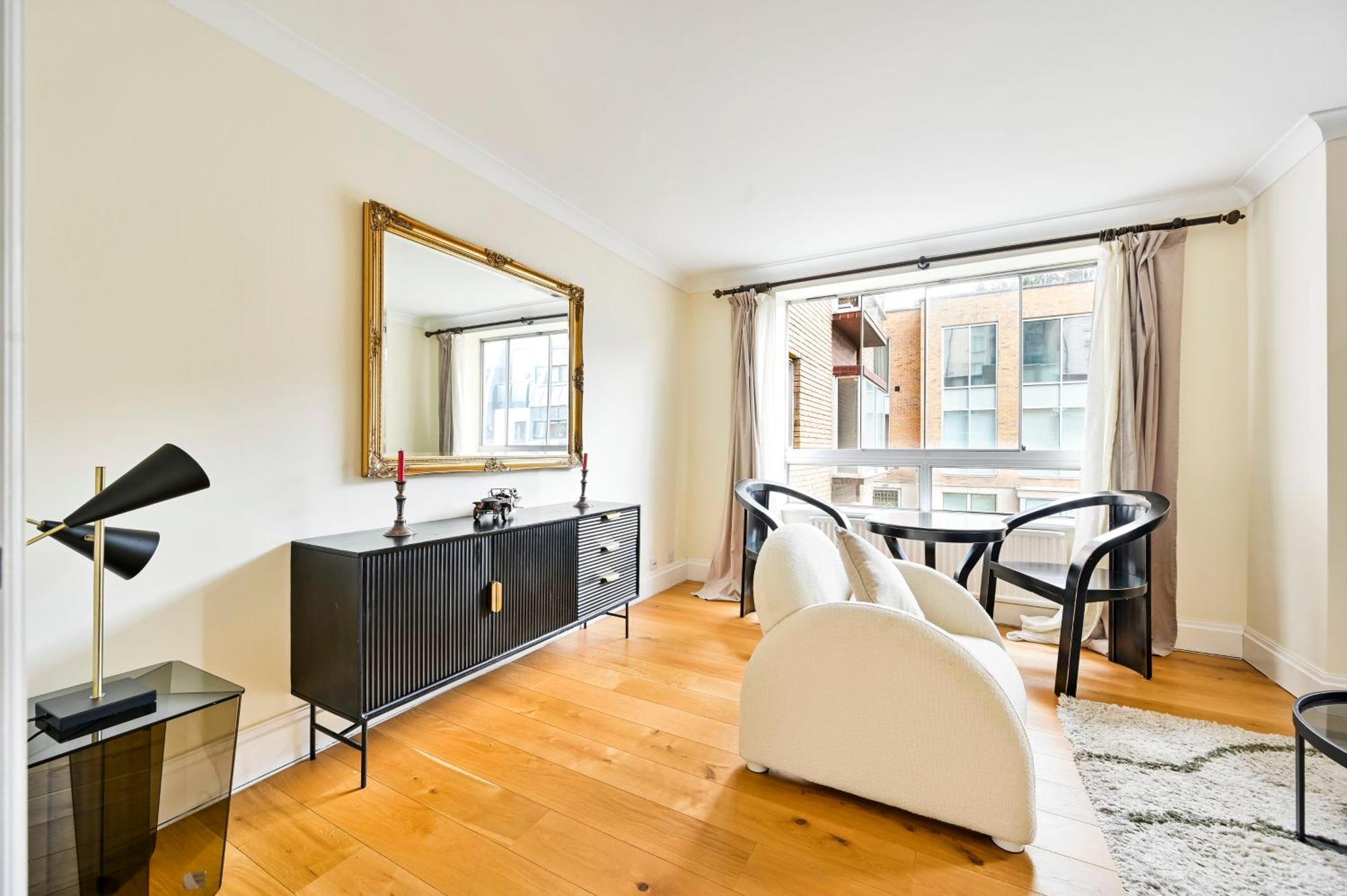 Bloomrooms@knightsbridge/hydepark * London